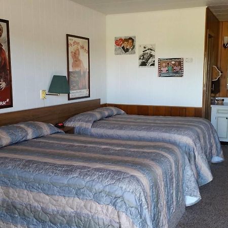 Drake Motel Blackduck Exterior photo