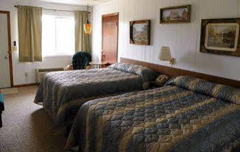 Drake Motel Blackduck Exterior photo